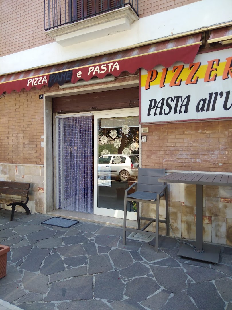 Pizzeria e Pasta all'uovo Amoroso · Foto 7